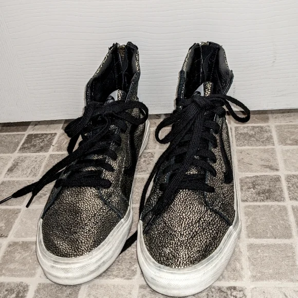 Metallic Silver Sk8 Hi Old-school Vans - Picture 4 of 8